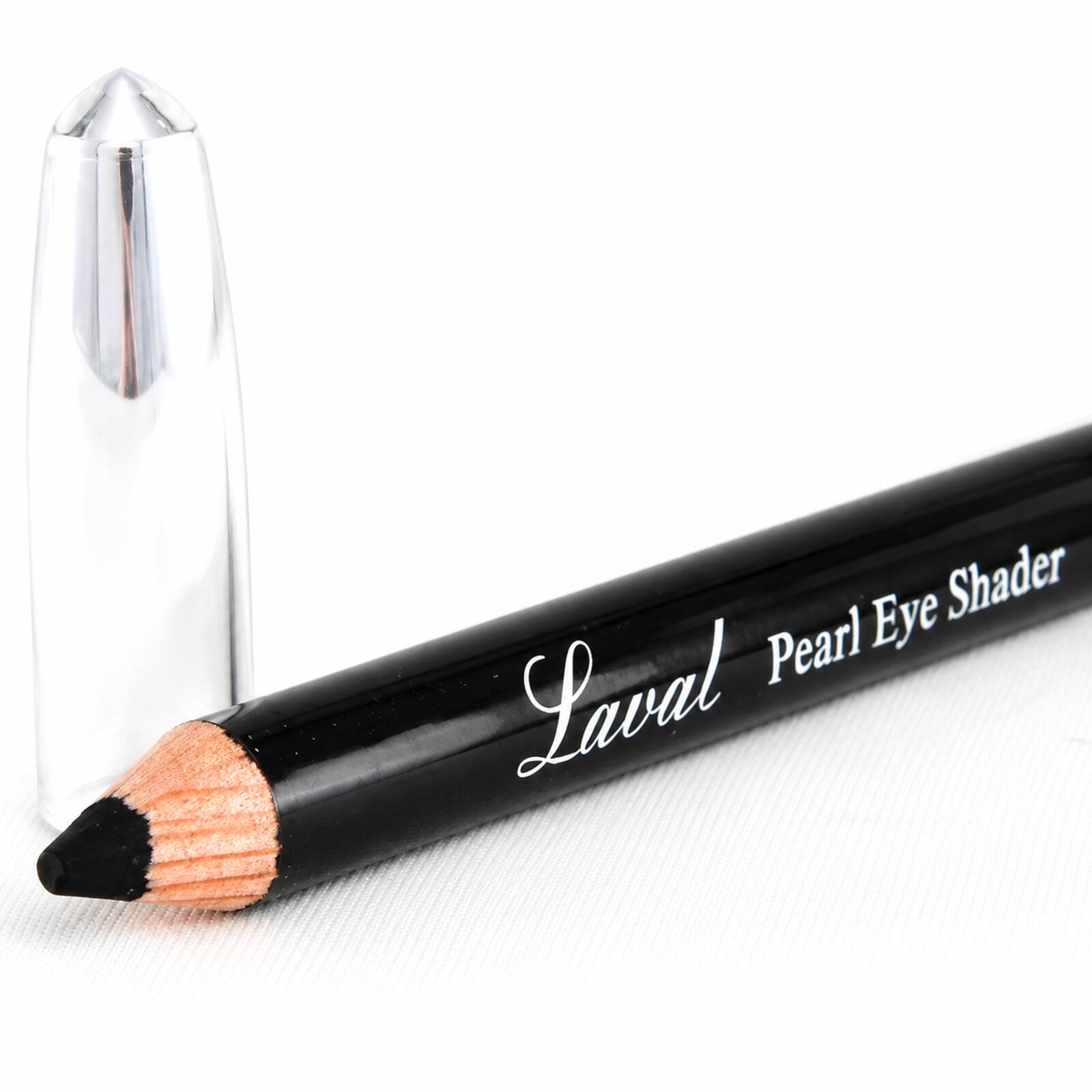 Close-up of Laval black Pearl Eye Shader pencil tip and clear cap
