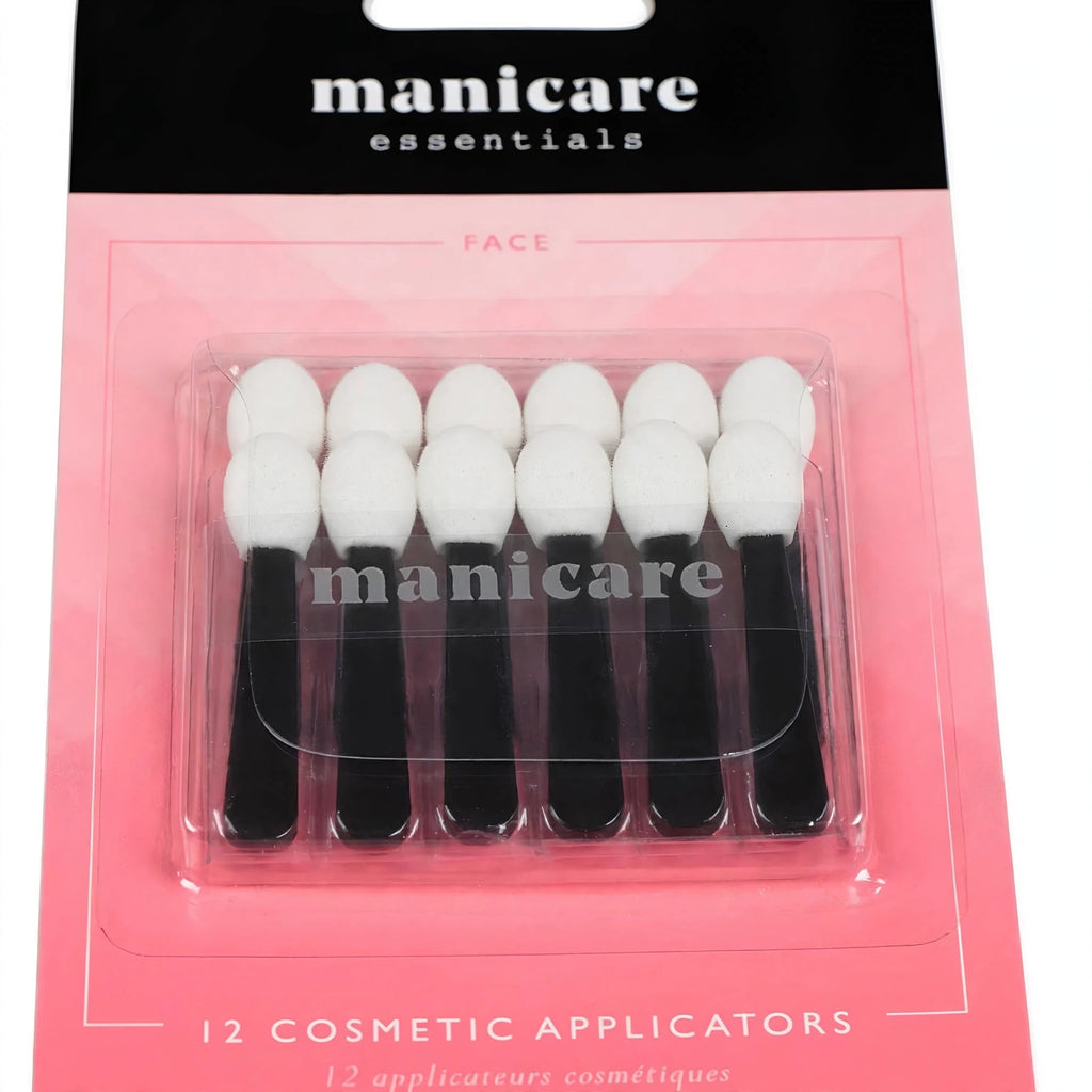 Close-up of sponge tip on Manicare eyeshadow applicator