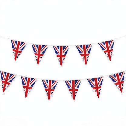 Union Jack triangle bunting with 11 flags measuring 31 by 20 centimeters on a 4 metre string